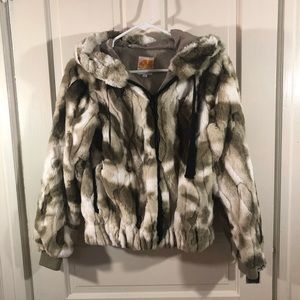 C&California fluffy zip up jacket